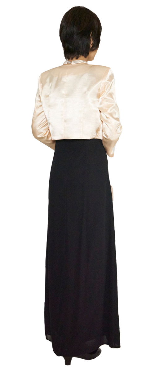 アップタウンブライダル ママドレス Set 1805 - シックな黒ドレスに合わせて、白いシフォンボレロセット・後ろ