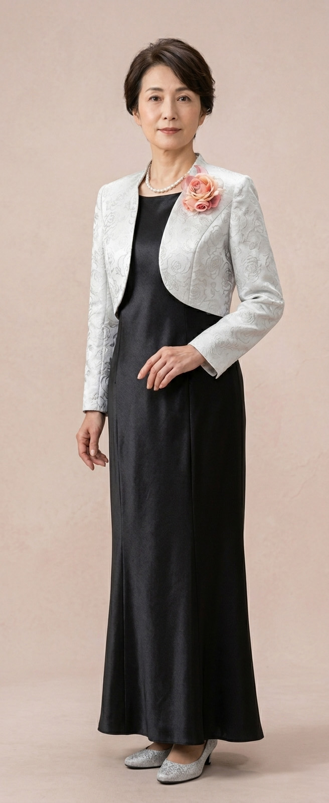 結婚式 母親 ドレス レンタル 痩せ見え 黒 サテン マーメイドドレス 前姿